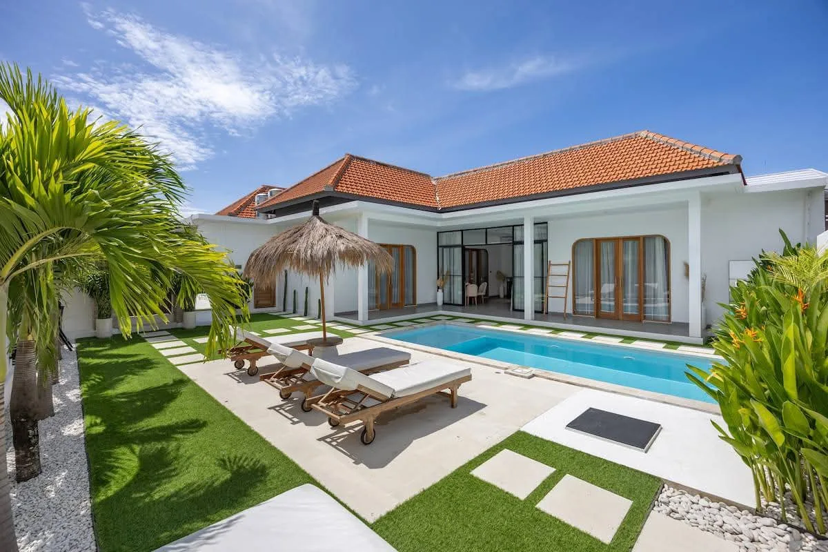 3 Bedroom Tropical Villa for Rent in Prime Pererenan with Tropical Surrounding