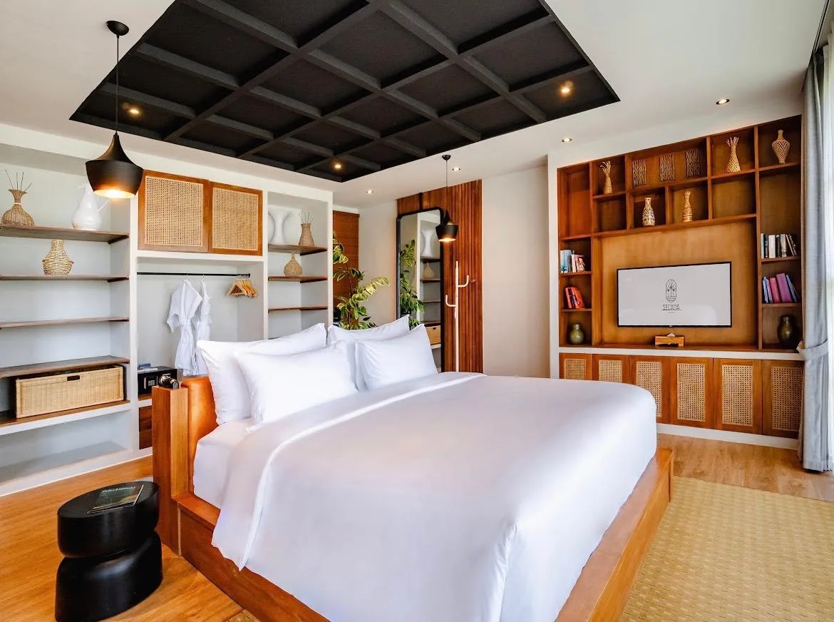 Luxury 3 Bedroom Villa for Rent in Berawa Walking Distance to the Beach