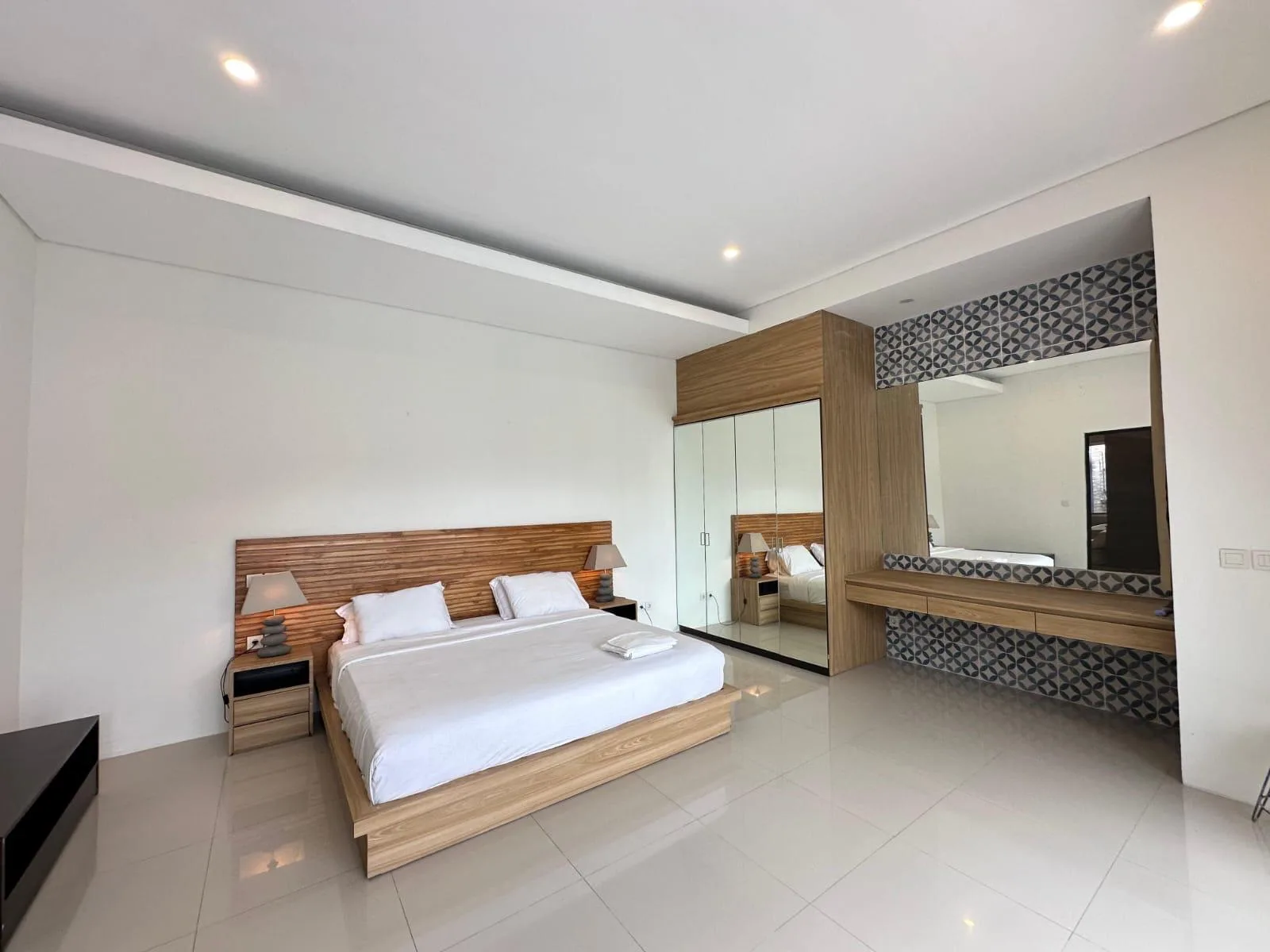 KEROBOKAN, KUWUM | 2-BEDROOM VILLA | LEASEHOLD | REF ID: DR0444