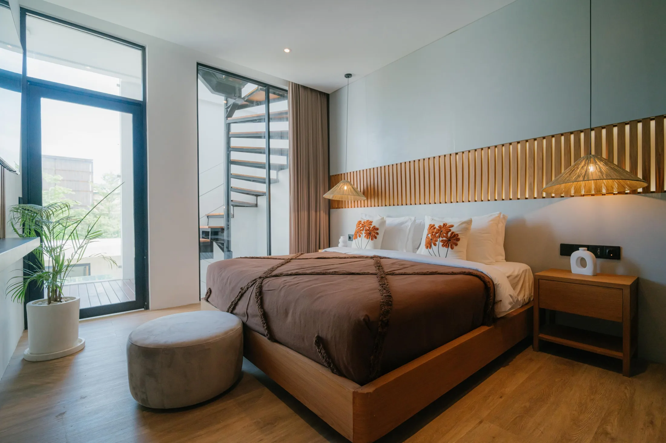 Monthly 3 Bedroom Luxury Villa with Rooftop Plunge Pool in Canggu Bali