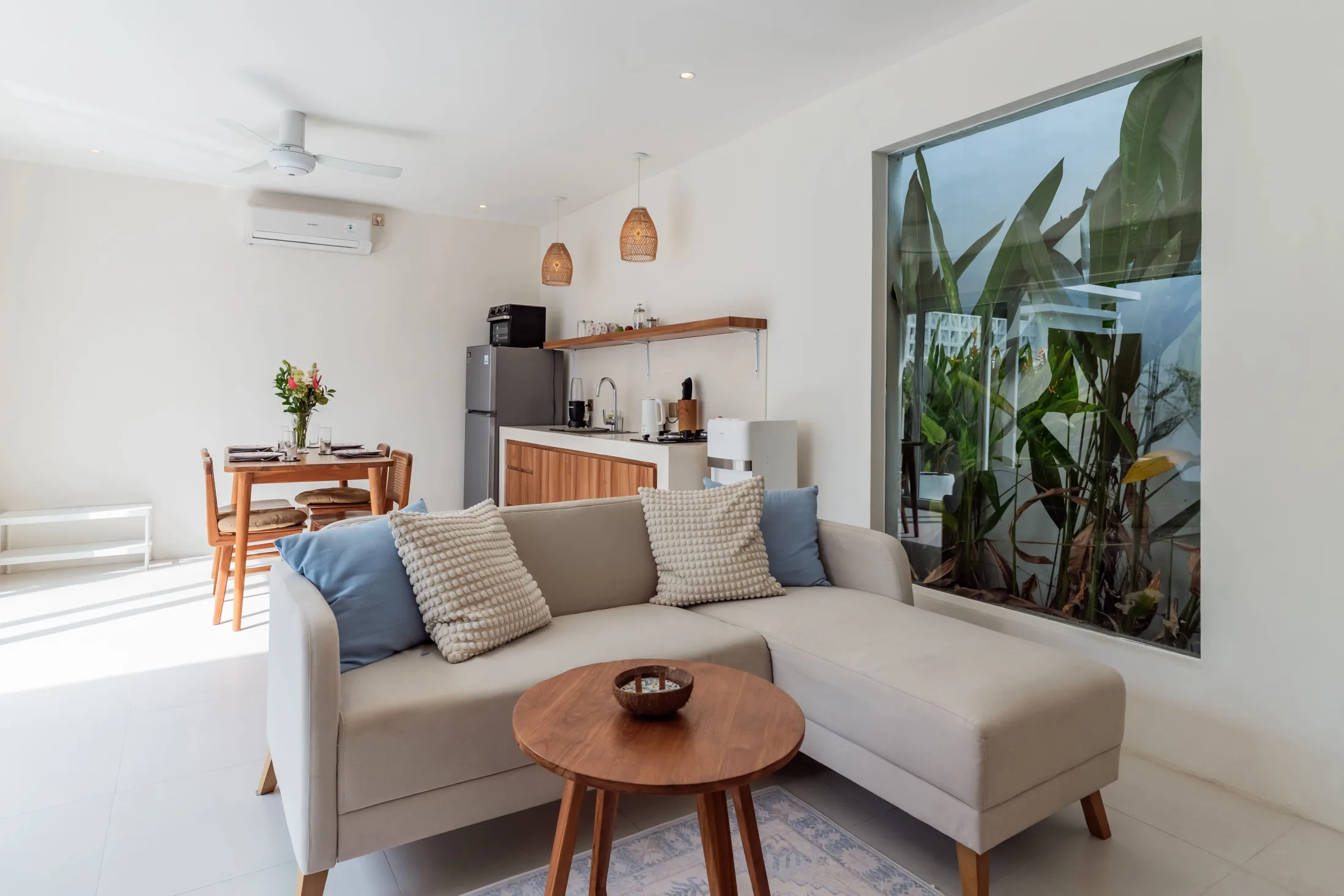 CANGGU BALI 1-BEDROOM + OFFICE VILLA 25-YEAR LEASEHOLD FULLY FURNISHED