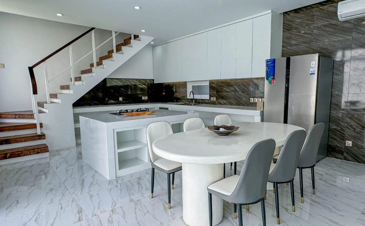 Modern 3 Bedroom Villa for Sale in Prime Seminyak Tourism Zone