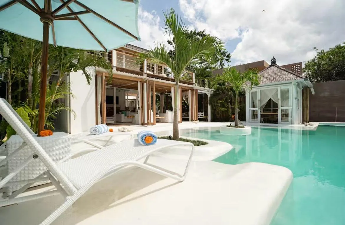 Monthly 2 Bedroom Jungle View Rental Villa in Uluwatu