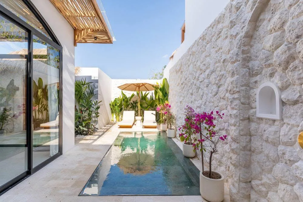 Leasehold 1 Bedroom Rental Villa for Sale in Bingin Uluwatu