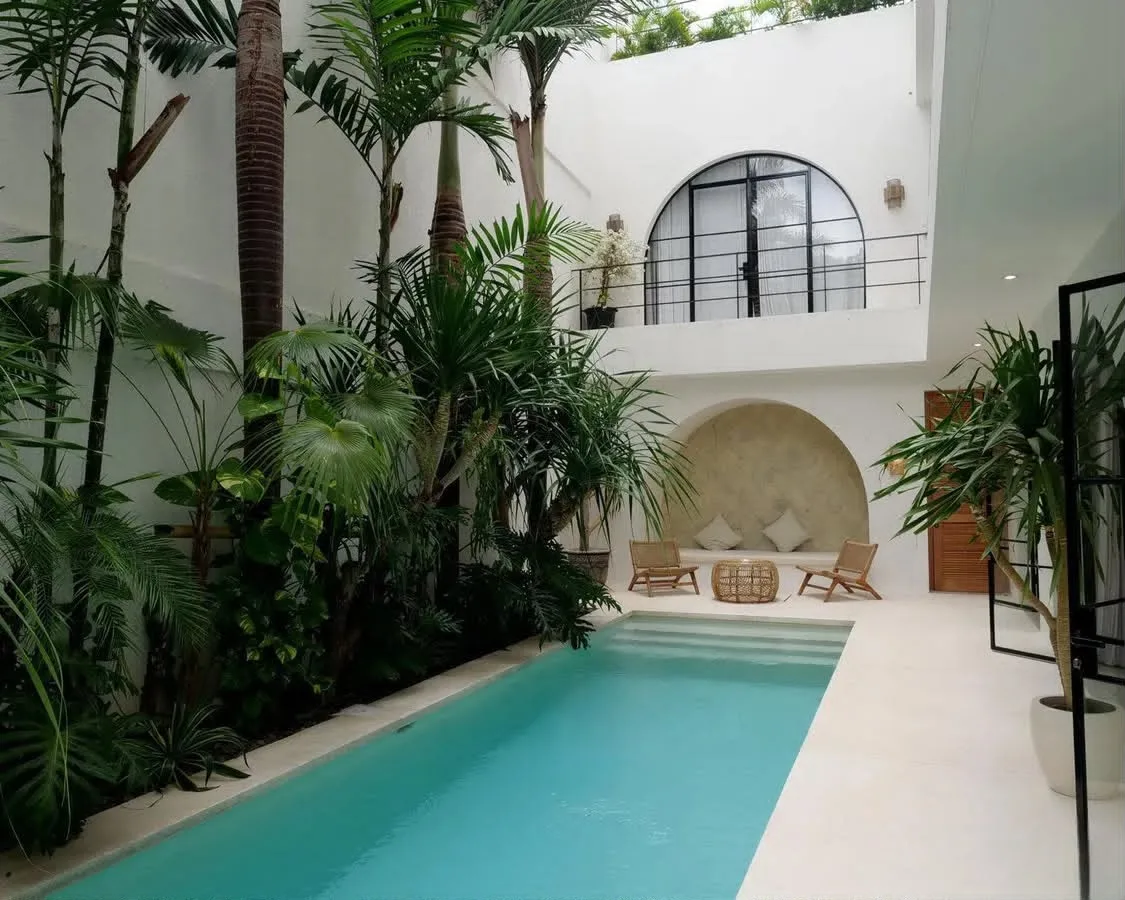 Freehold 6 Bedroom Luxury Villa for Sale in Umalas Bali