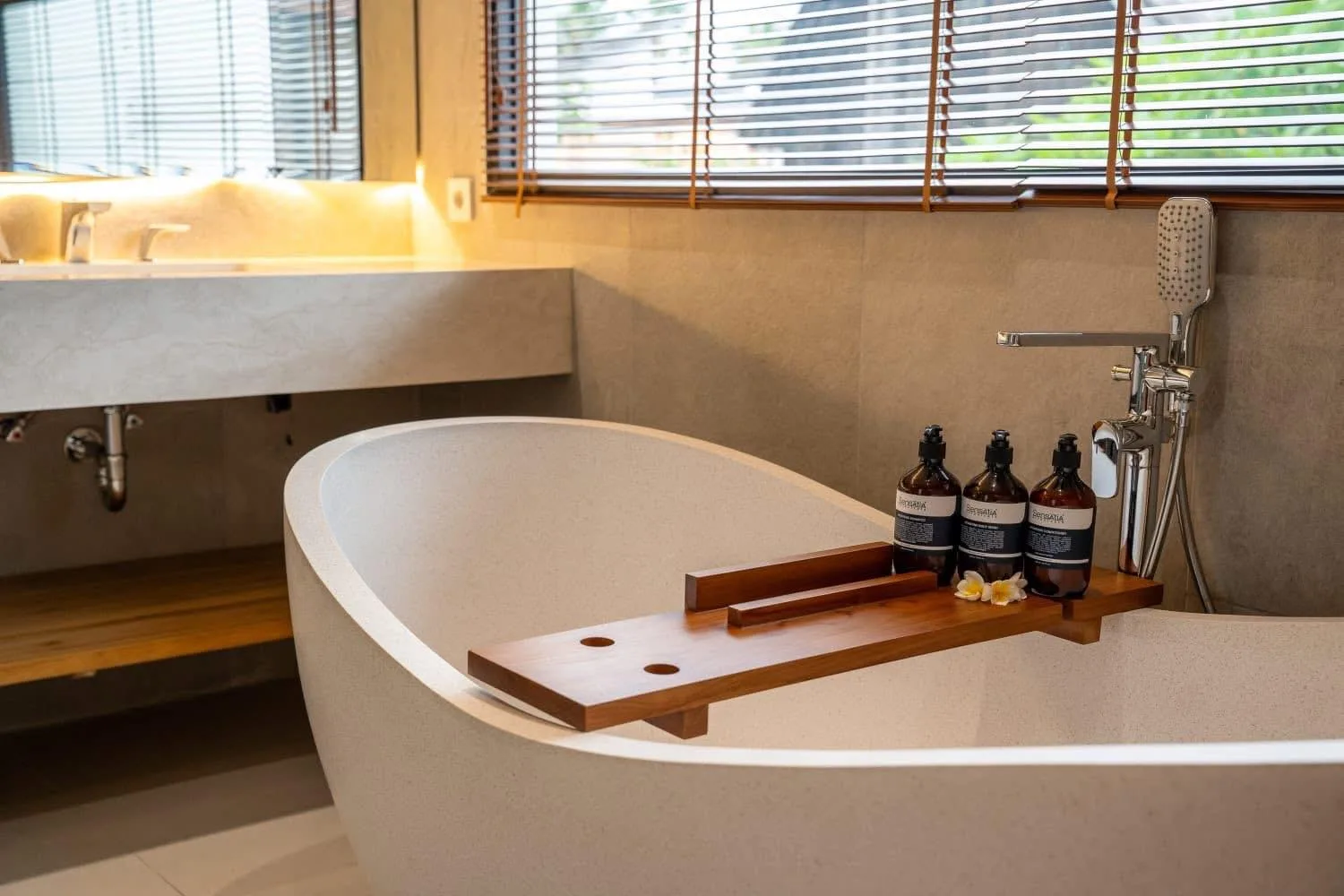 Luxury 3 Bedroom Rental Villa with Sauna in Berawa Bali