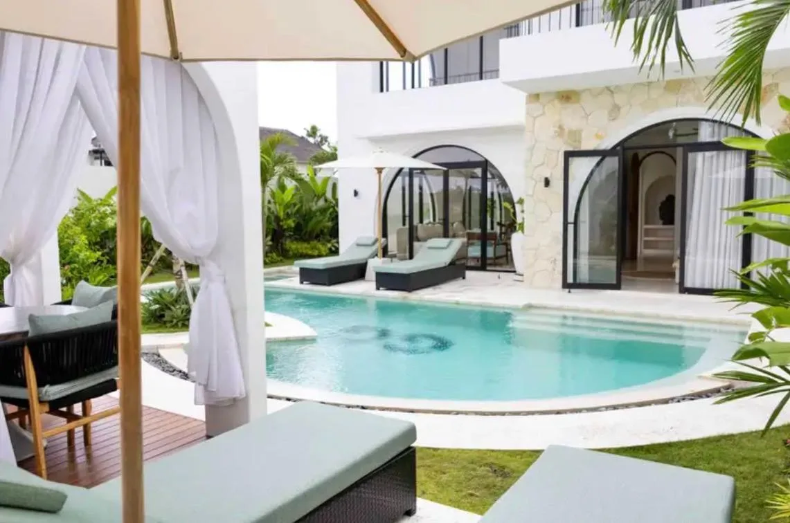 Exclusive 4 Bedroom Mediterranean Leasehold Villa for Sale in Berawa Canggu