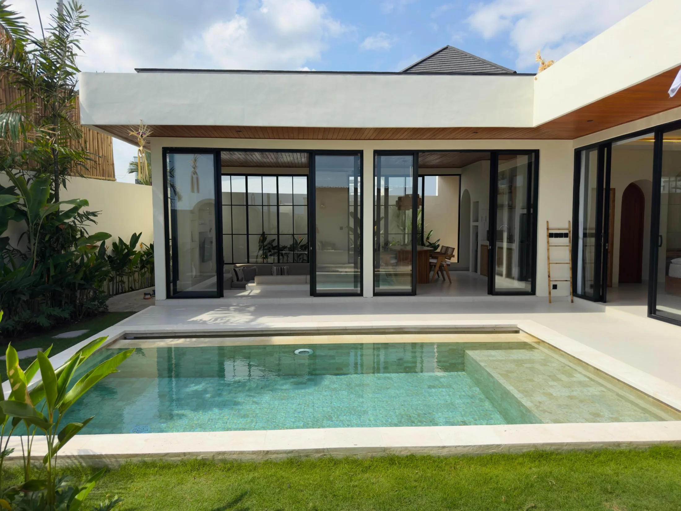 MUNGGU | VILLA | MONTHLY & YEARLY RENTAL | REF ID: DR0430