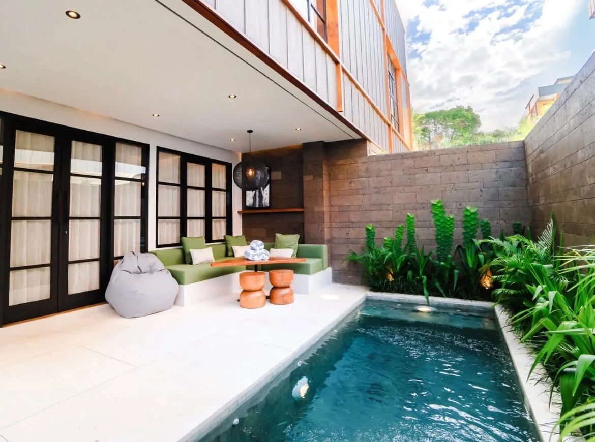 Luxury 3 Bedroom Rental Villa Walking Distance to Berawa Beach