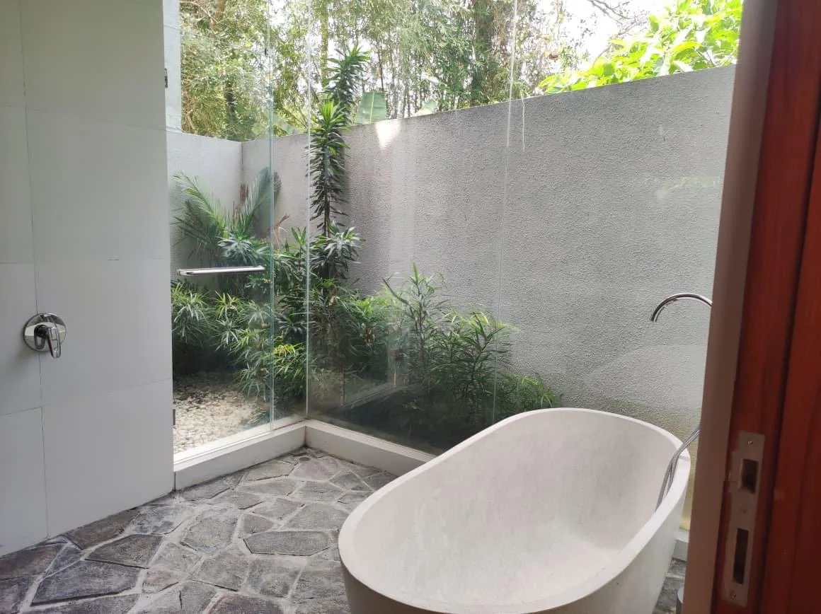 3 Bedroom Modern Tropical Villa for Sale and Rent in Prime Pererenan Location