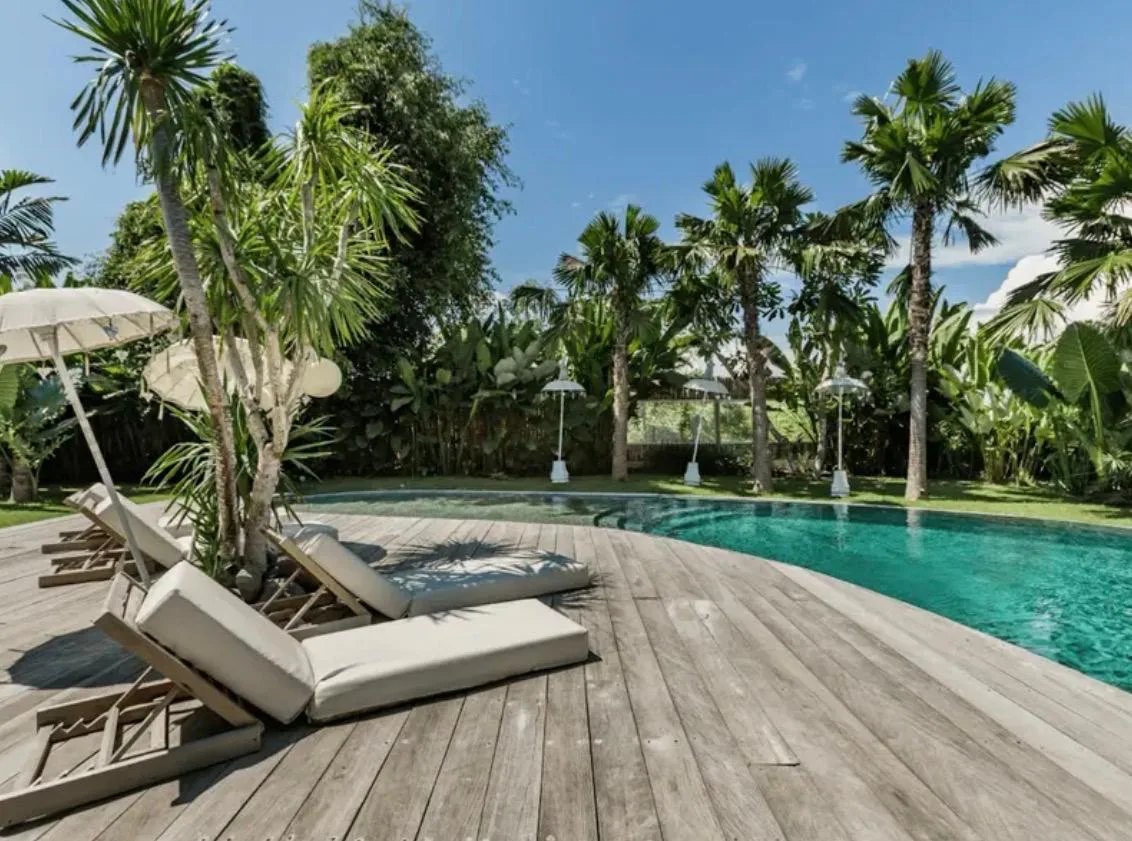 Leasehold 4 Bedroom Hacienda Style Villa for Sale in Umalas Bali