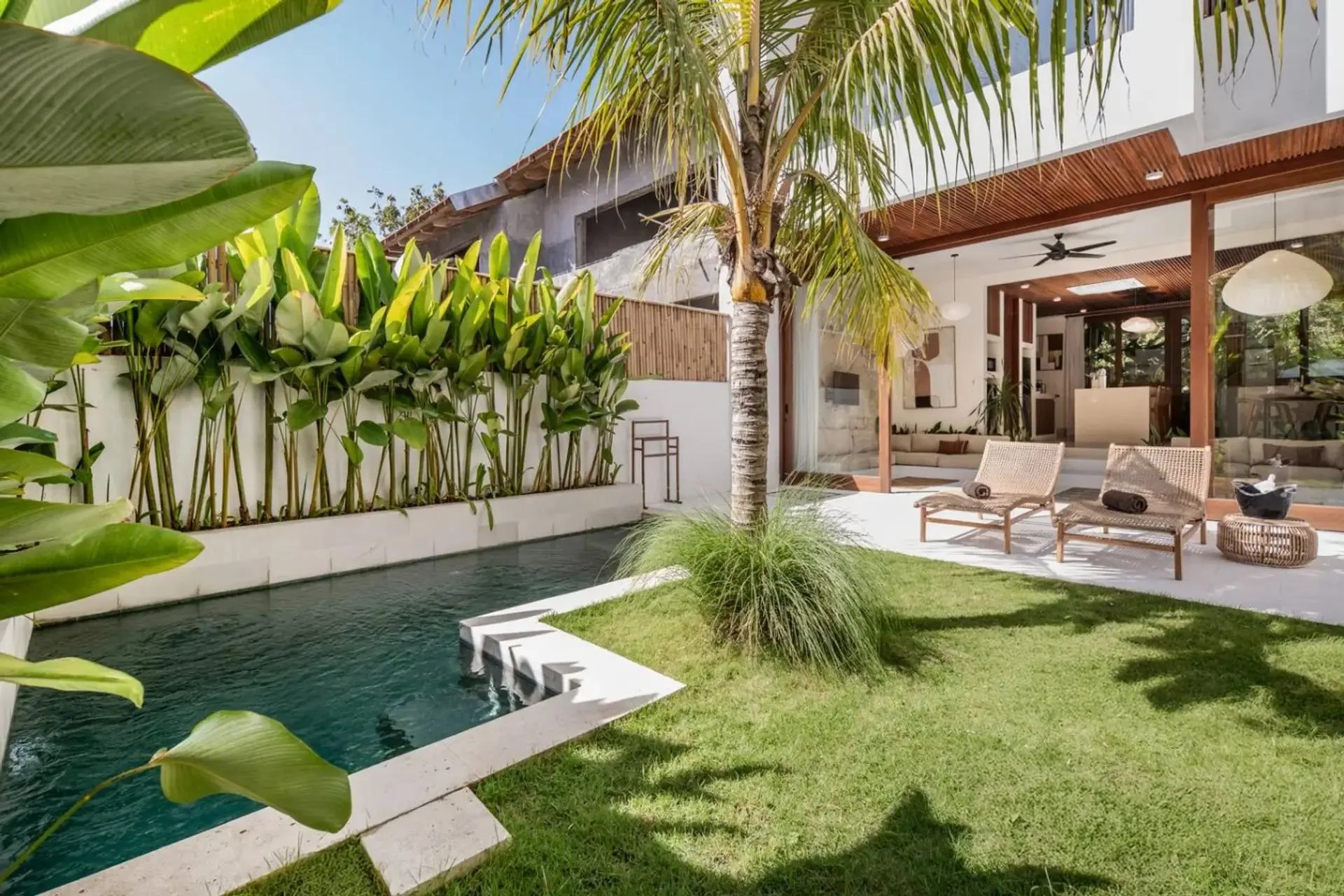 ULUWATU | 2-BEDROOM VILLA | MONTHLY RENTAL | PRIVATE POOL & GARDEN | REF ID: DR0249