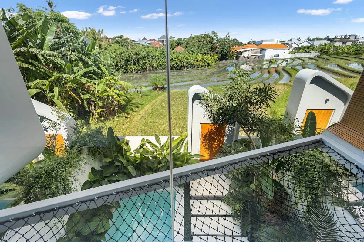 2 Bedroom Modern Tropical Villa for Sale and Rent in Umalas Bumbak with Rooftop Lounge