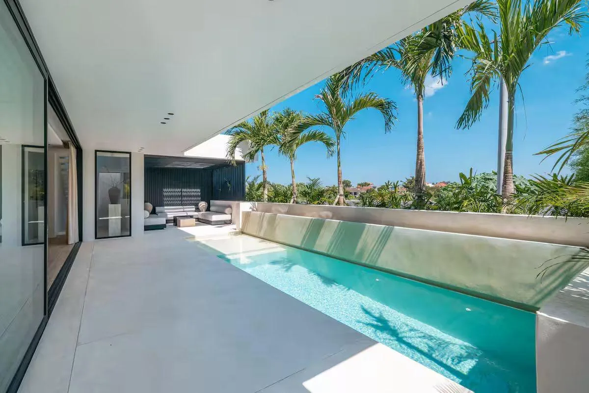 Umalas Real Estate, 4-Bedroom Luxury Villa for Rent
